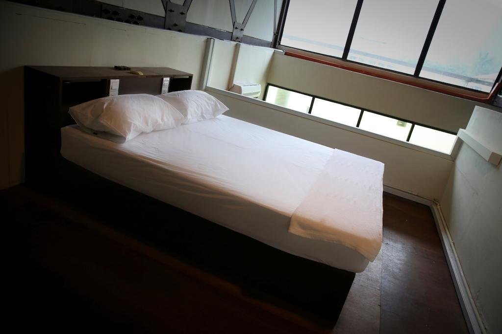 Bb Bunkers Hostel Santubong Ruang foto