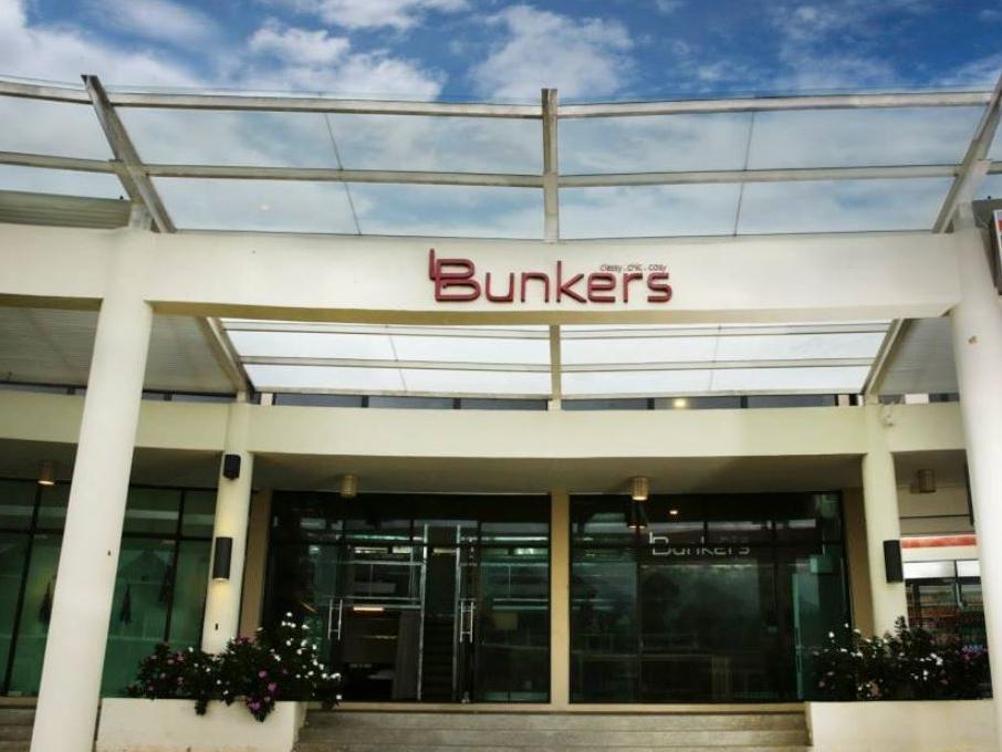 Bb Bunkers Hostel Santubong Bagian luar foto